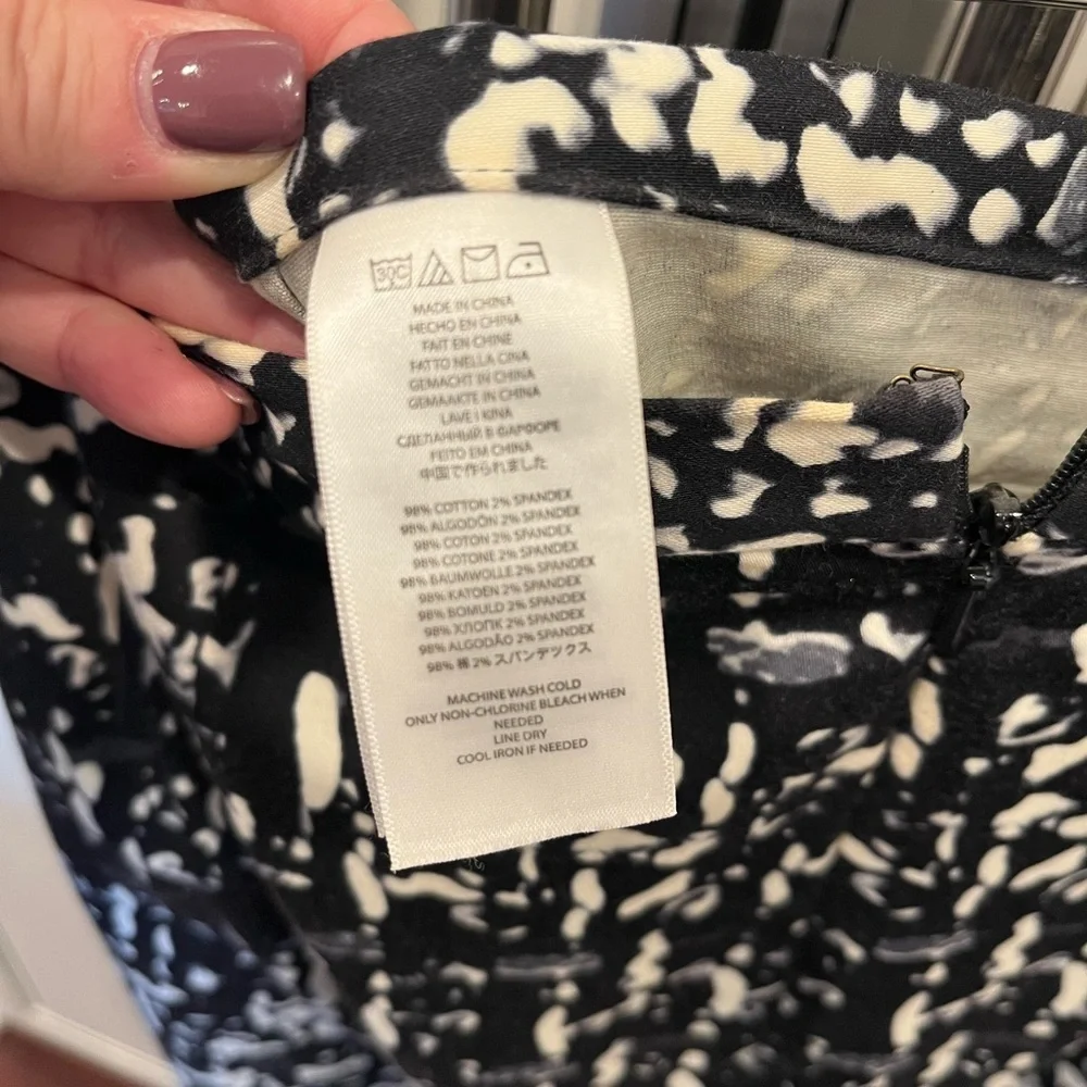 Michael Kors Black and White Abstract Pencil Skirt